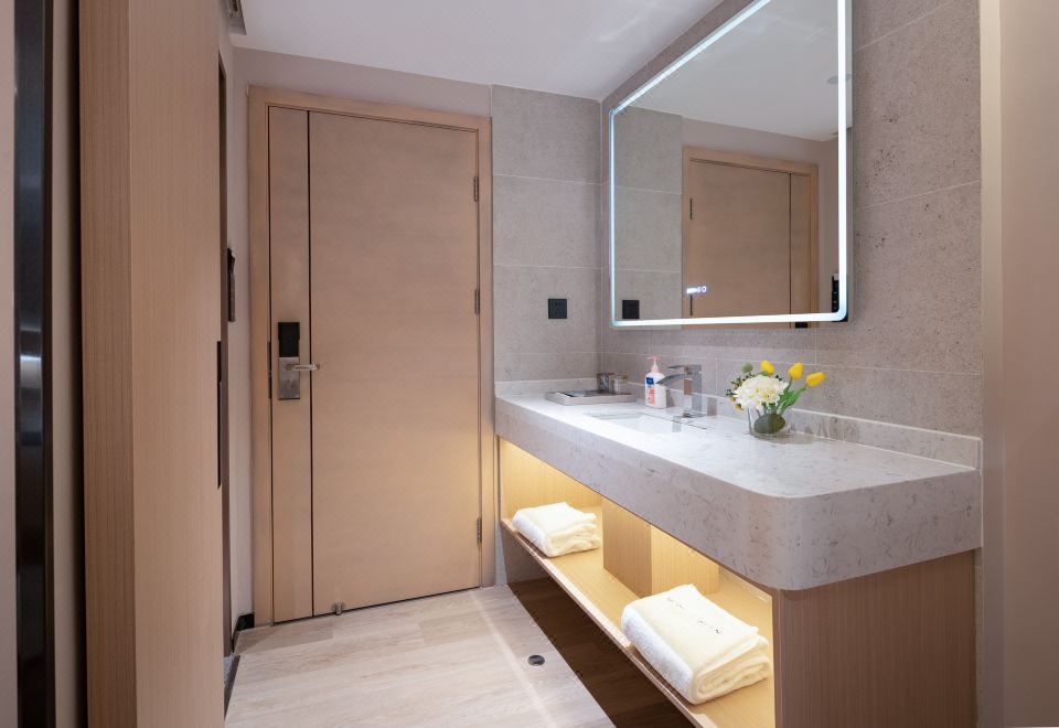 臻品大床房（副楼）