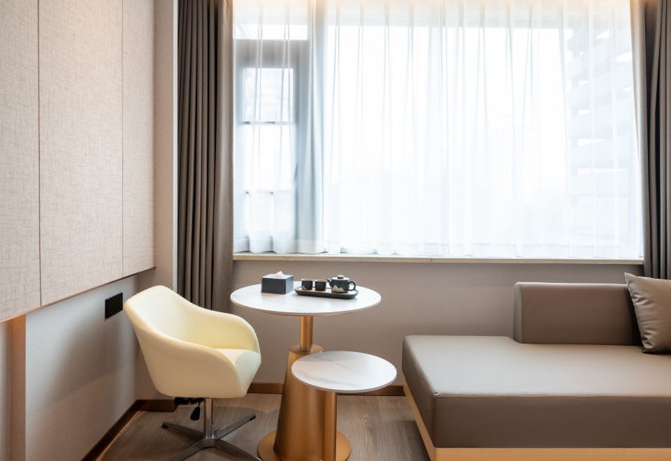 悦眠双床房【智能客控+55寸电视+智能马桶＋采光通透】