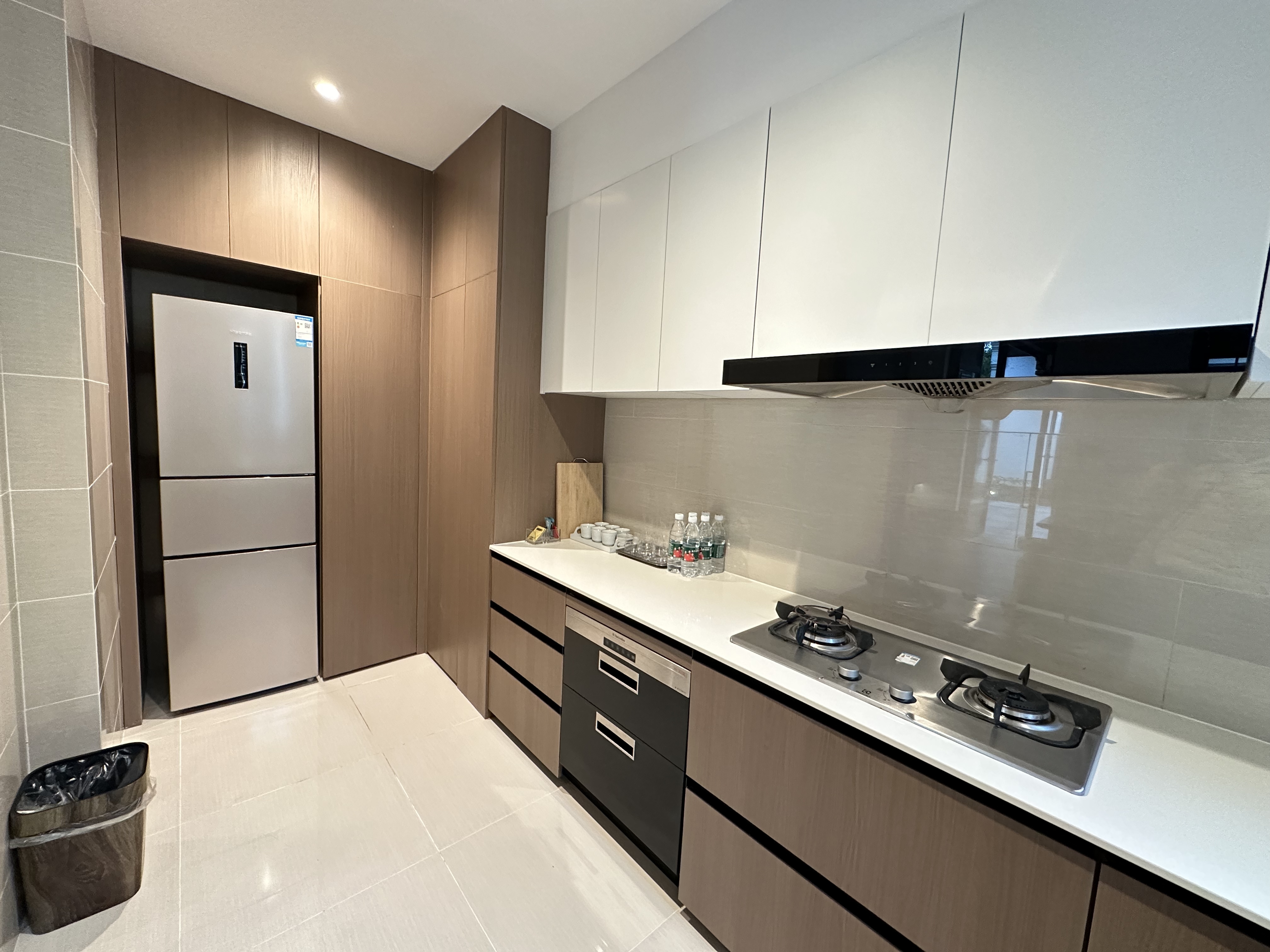 全景三房三衞·月沼轻奢合院