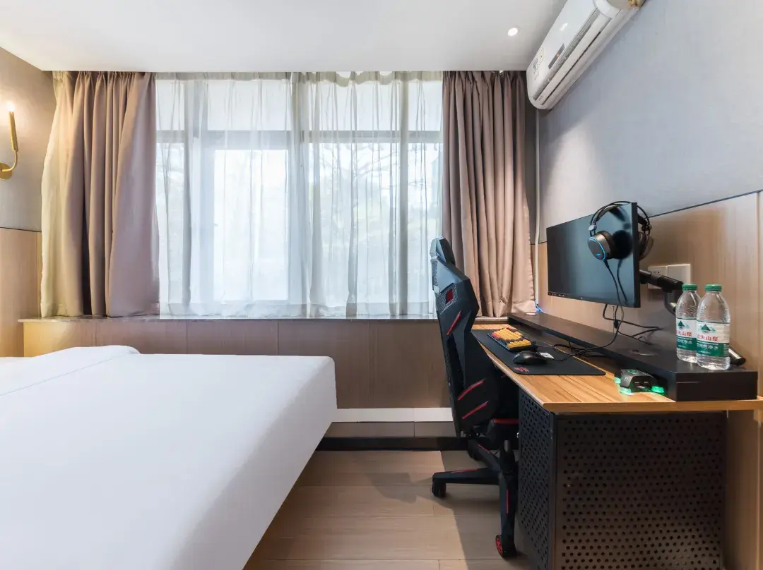 Jinnang E-sports Hotel - Yuen Long