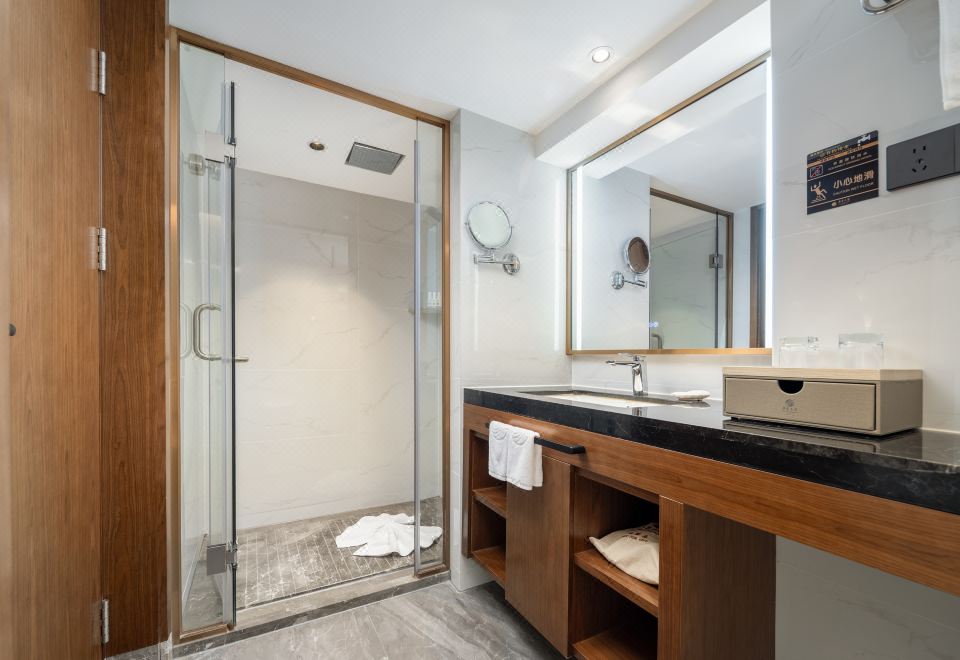 南粵舒眠大床房-粵享品質,一枕一夢