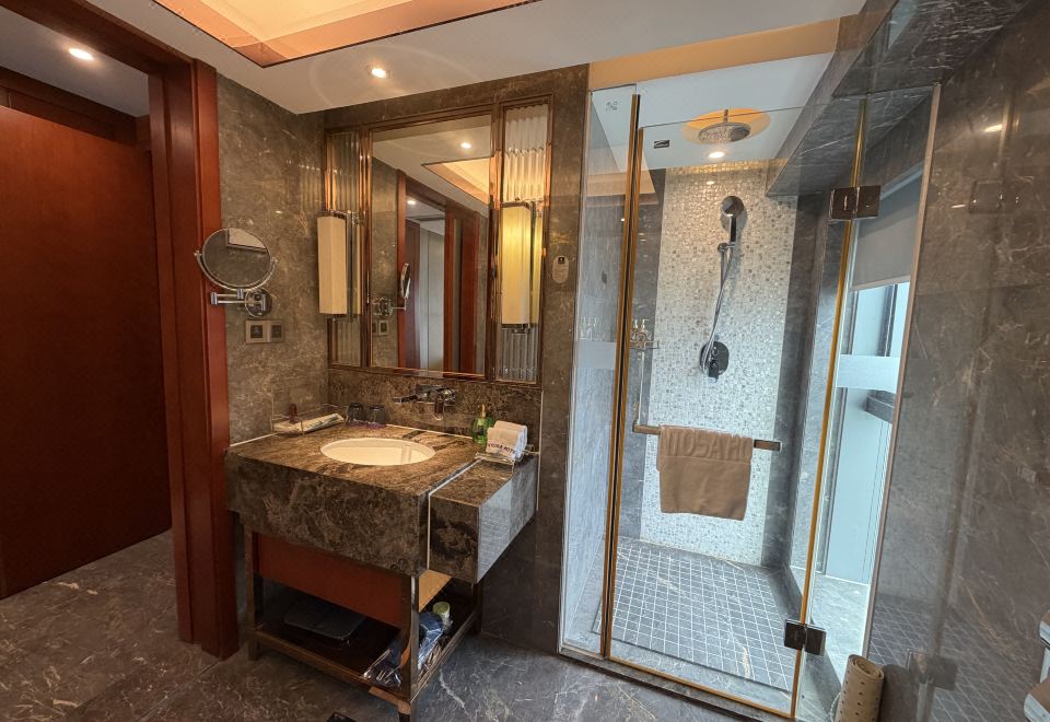 復式套房（2房）