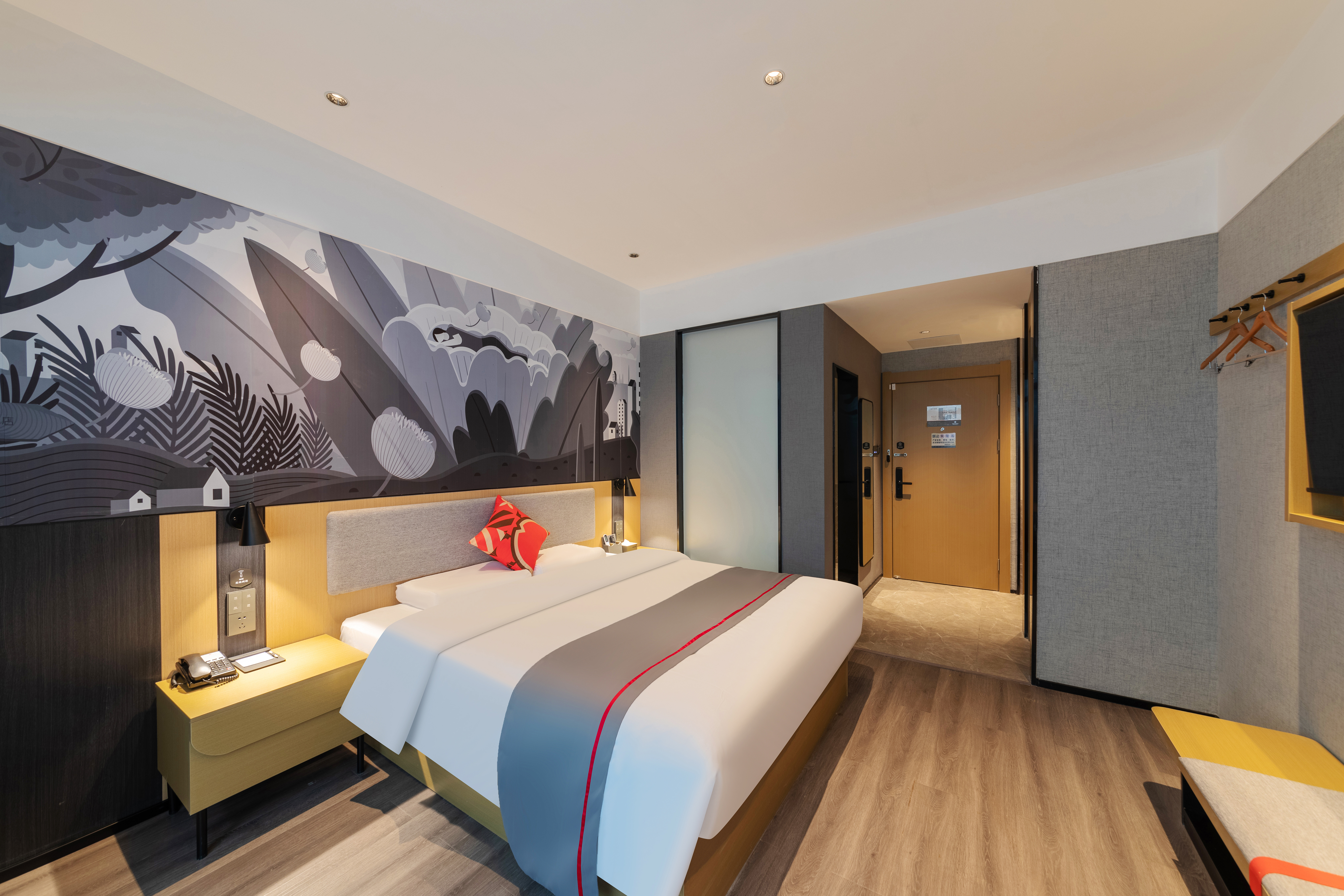 园景豪华大床房（智能客控+零压床垫+露台花园景）