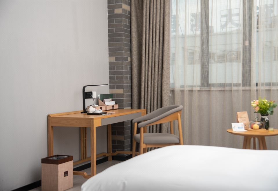 MEHOOD LESTIE Hotel (Guangzhou Huangpu Baoneng Performance Center)Superior Room (2 Beds)