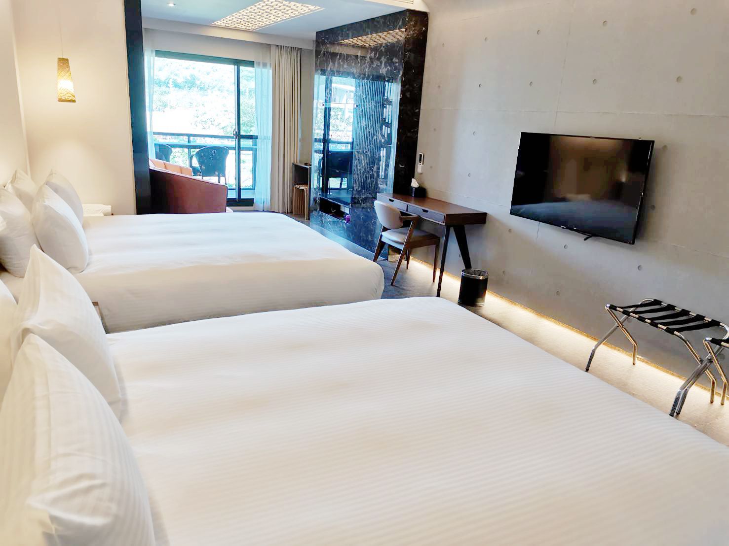 豪华四人房（麪街景）