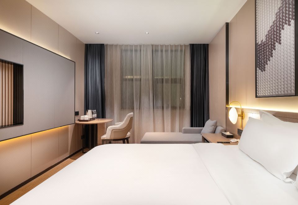 高級大床房（慕斯床墊+零壓枕頭+mini吧+無窗）