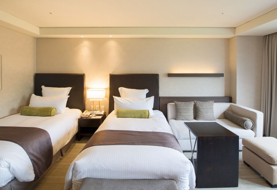 InterContinental Hotels ALPENSIA PYEONGCHANG RESORT by IHGStandard Twin Room With Slope View