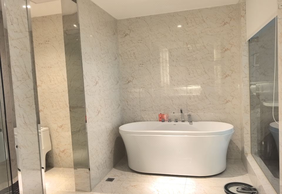 Yuanling Huixin Lijing HotelExecutive Queen Room