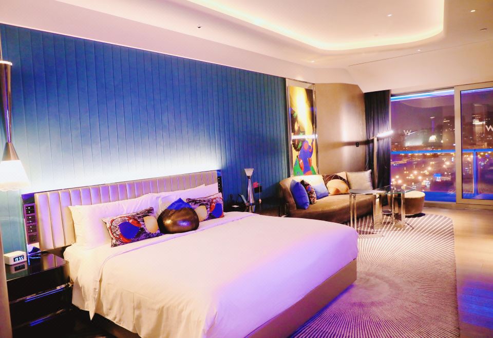 奇妙湖景客房大床房