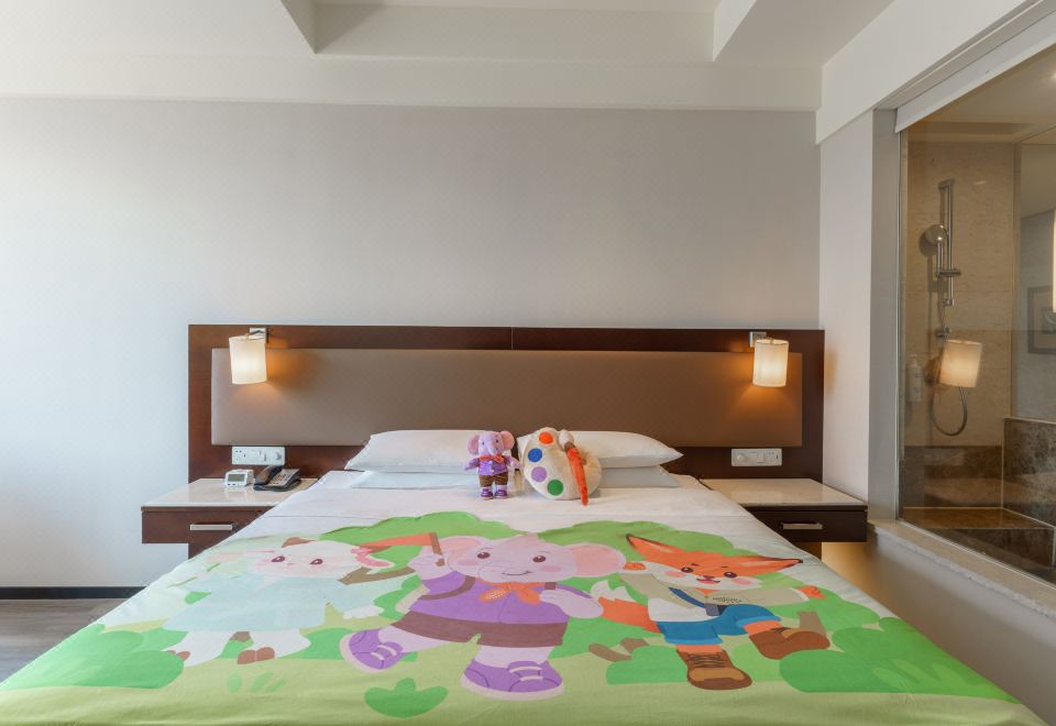 Courtyard by Marriott Hangzhou WulinMarriott Bonvoy Squad Family Room