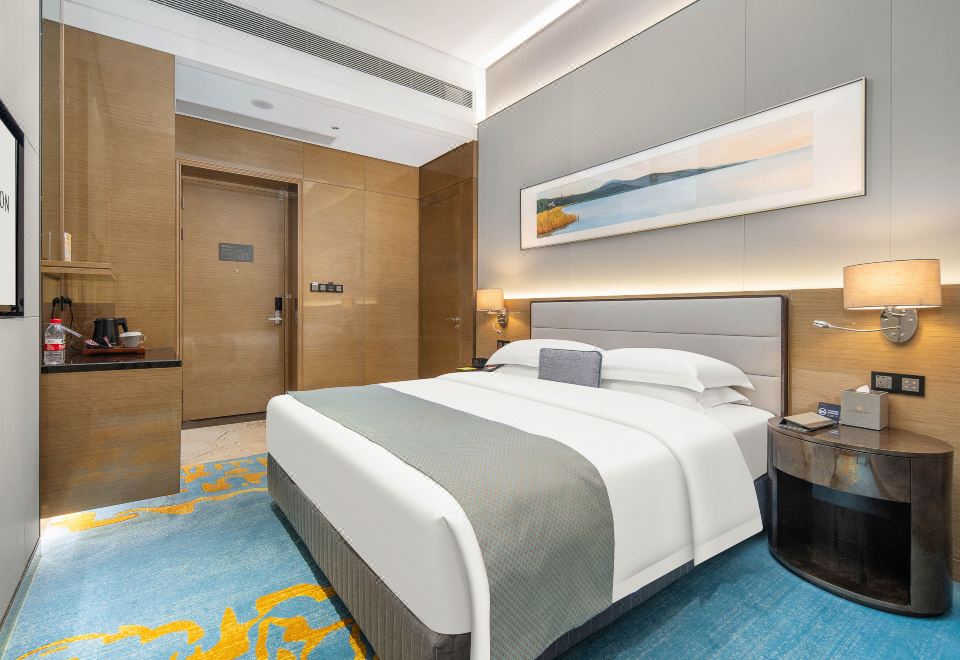 THE HORIZON HOTELDeluxe Room (Double Bed) (No Window)