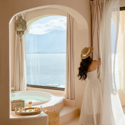 海派PINK·浪漫蜜月海景大床房【圓形浴缸+海景露台】 大理牧心堡懸崖祕境莊園優惠