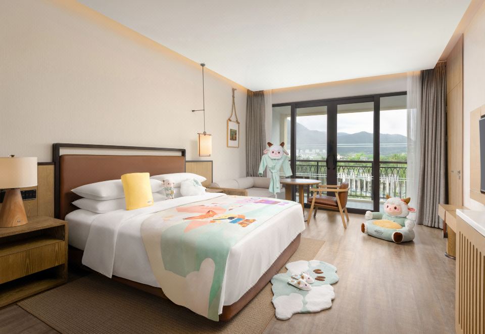 豪华景观大床房 I 豪友团亲子主题