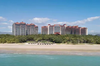 Pullman Oceanview Sanya Bay Resort & Spa Отели в г. 
