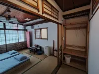 Hostel Caranashi Hotels in 
