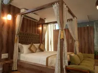 Vilasini Inn マンディヤのホテル