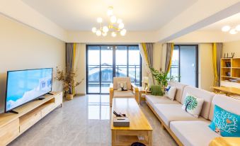 Jiangmen Shuju Yunshangshanju Holiday Homestay