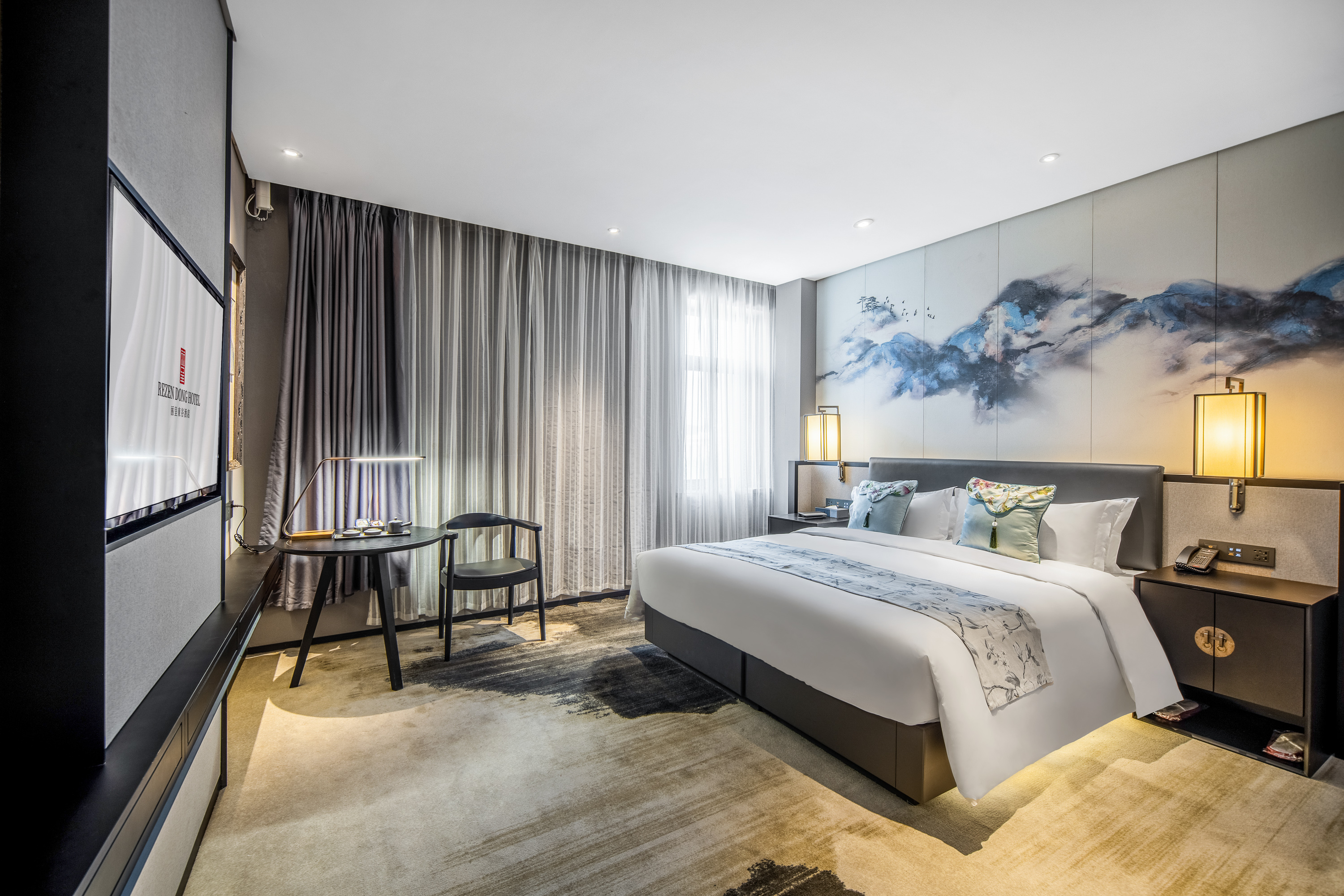 标准大床房（零圧床垫+手机投屏+温润加湿器）