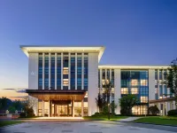 Nanbu County Lysee Hotel