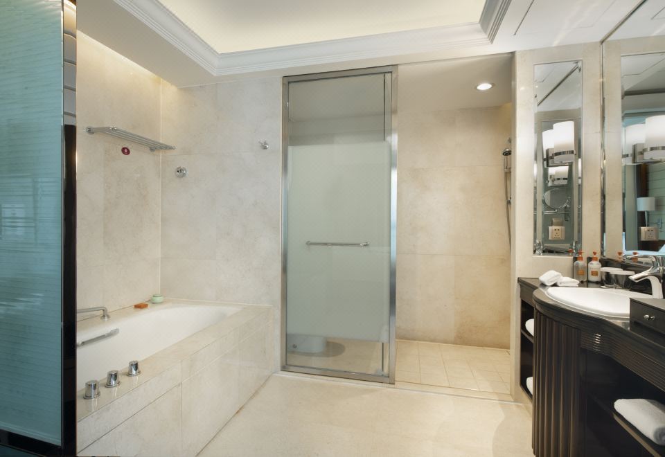 皇冠城景家庭套房