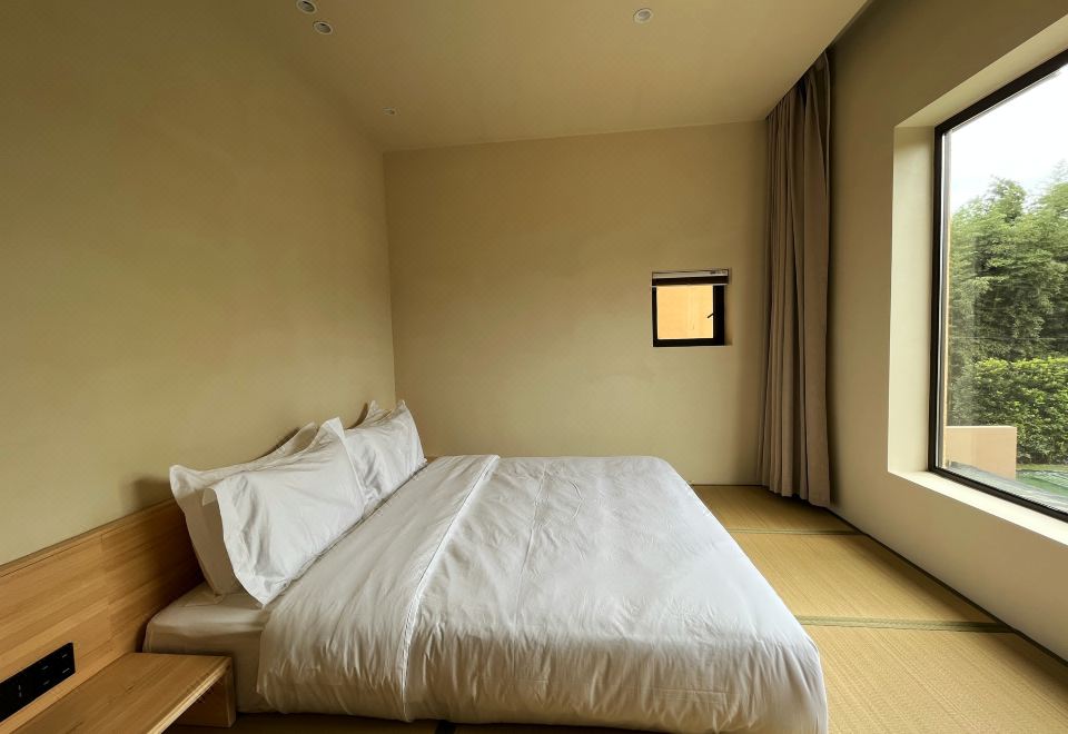 秋月·景观榻榻米房