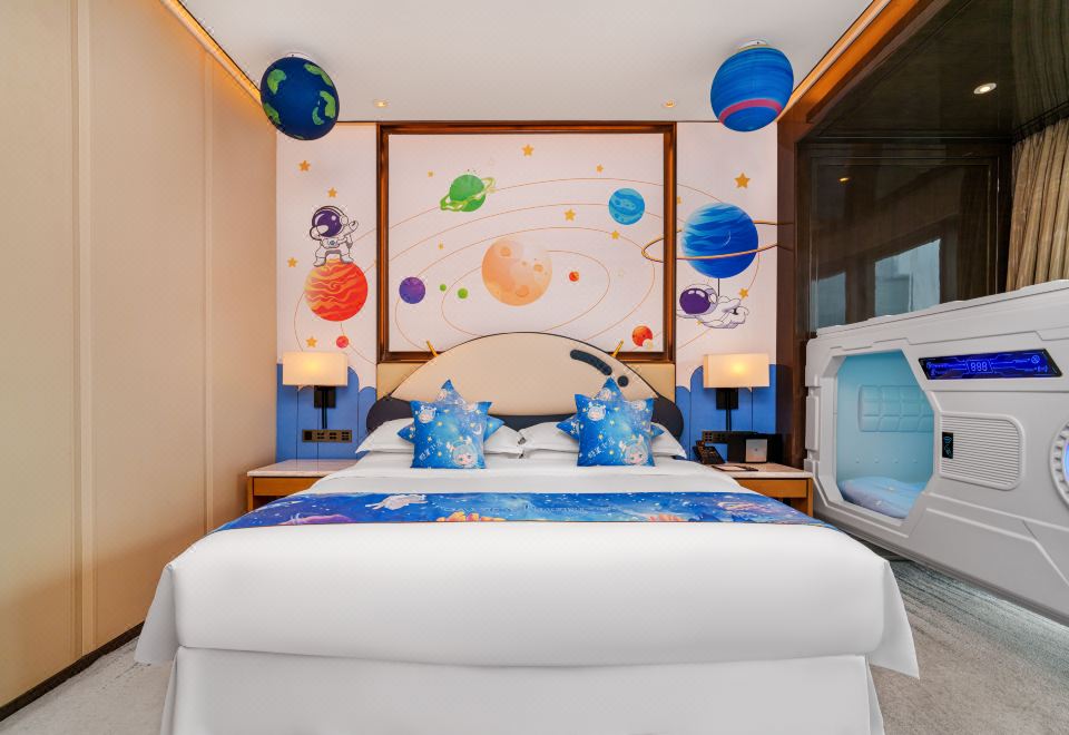 Sheraton Zhuhai HotelInterstellar Space Deluxe King Room