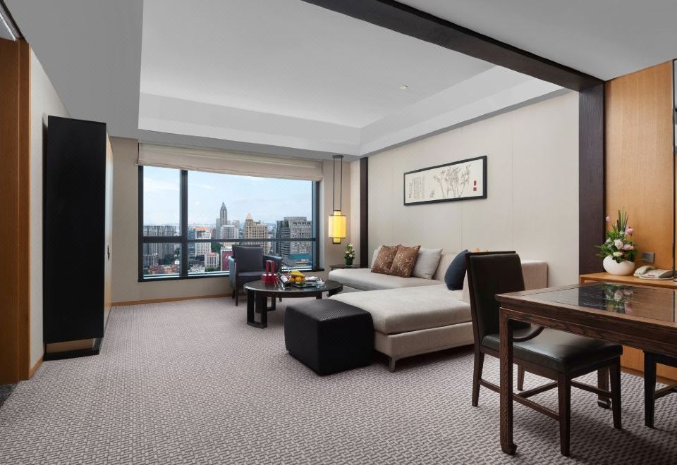 梅苑米其林味蕾盛宴-亚太楼豪华套房