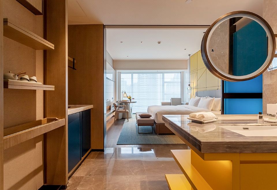 豪华城景大床房（观鹭岛城际风光）