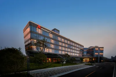 Xuzhou Marriott Hotel Lakeview Hotels in 