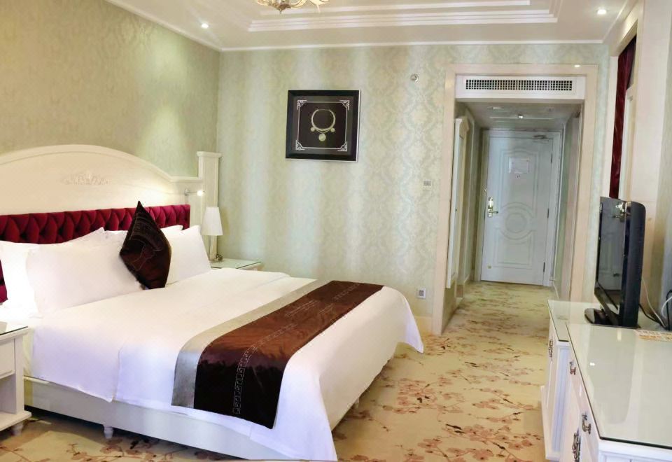 豪华大床房（贵宾楼+浴缸）