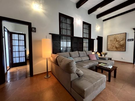 Santa Ana Suite & Rooms