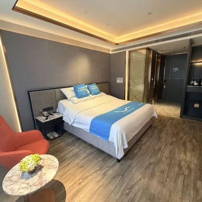 零壓大床房（專享智能床+手機投屏+MINI吧） 和頤至尊酒店（上海人民廣場南京路步行街店）優惠