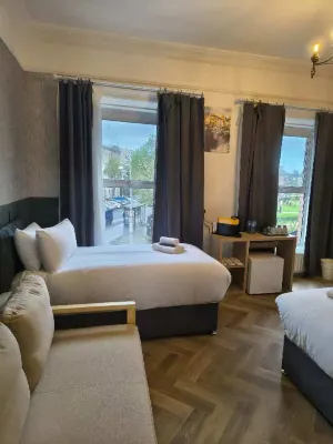 Saint  Annes Hotels in 
