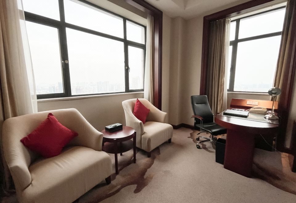 行政豪华家庭房