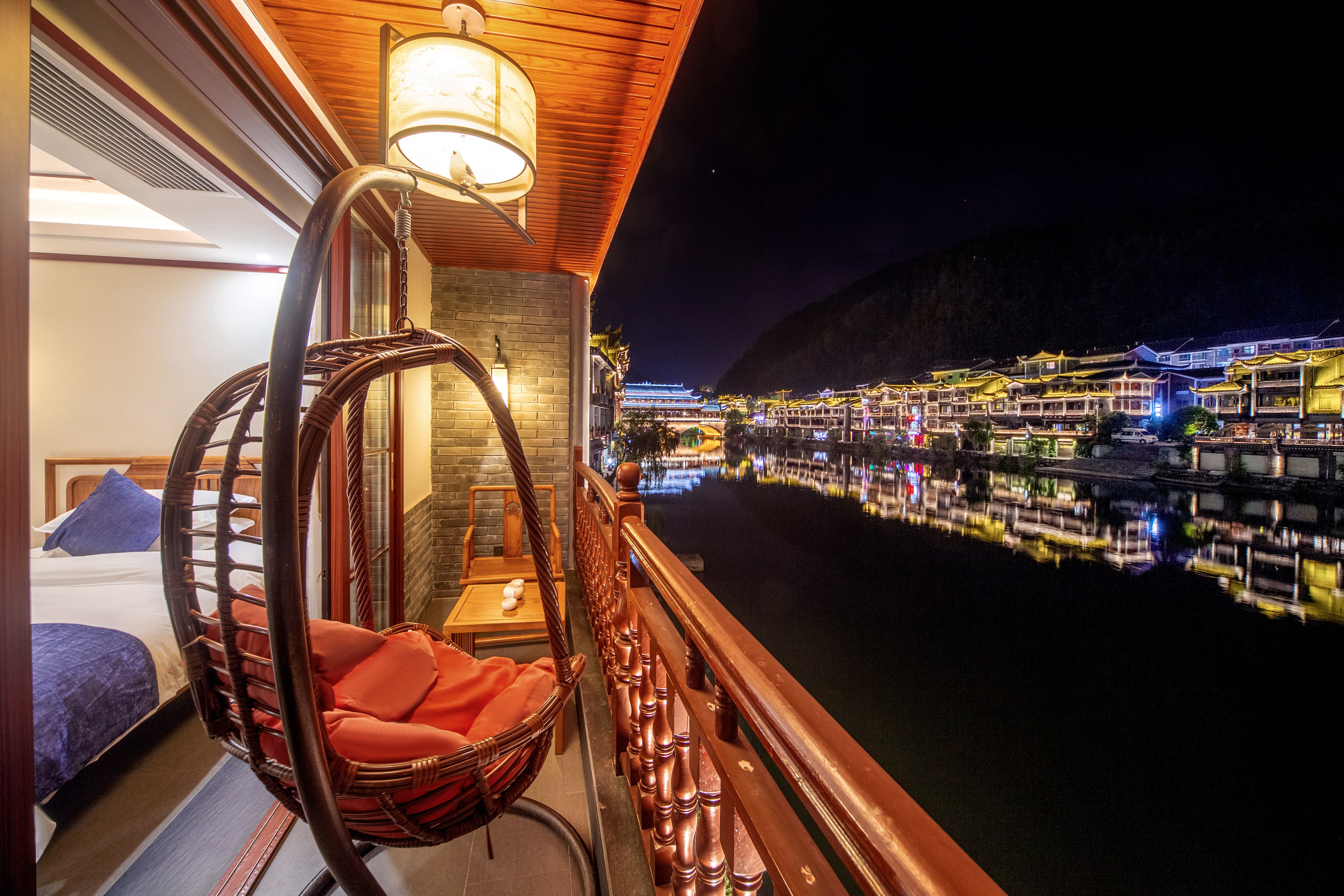 Mingchan River-View Balcony Twin Room-Large Space