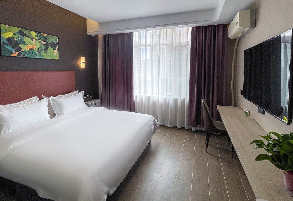 Eaton Shangpin Hotel (Bowen Institute of Technology)Guestroom (Double Bed) (Floor Heating, Tv)