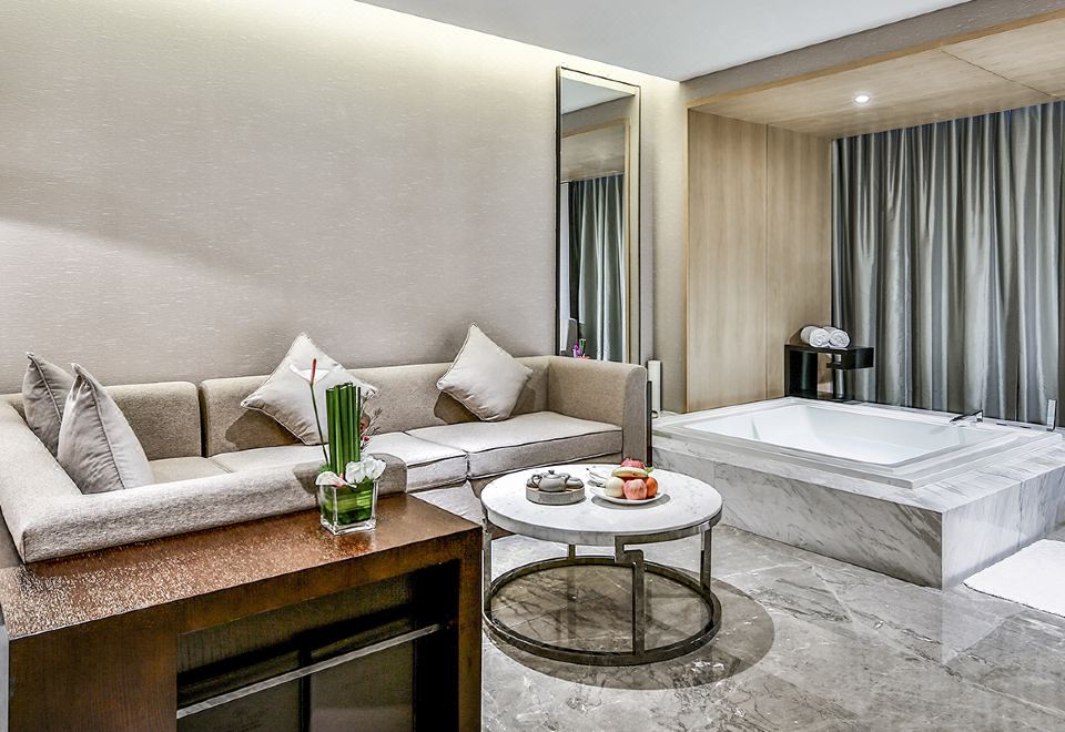Crowne Plaza Chengdu Wenjiang1 Bedroom Suite