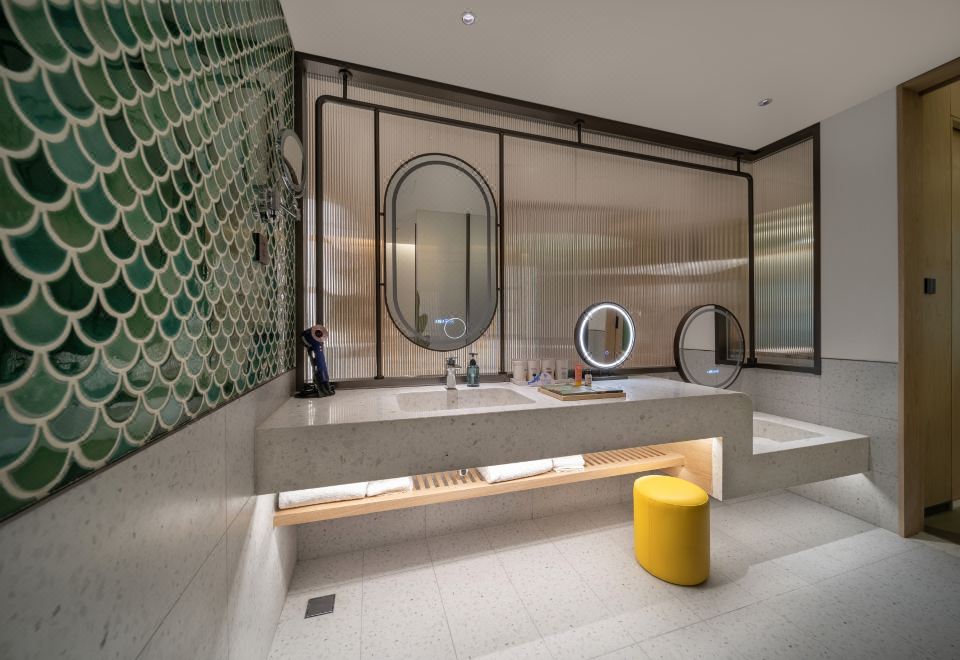 迷幻森林主题套房