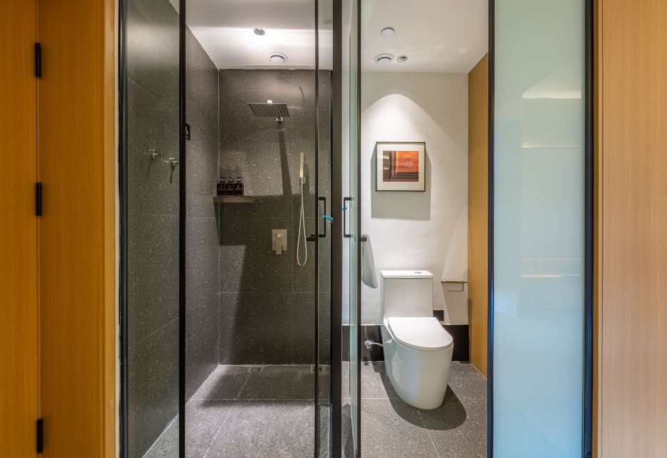 豪华湖景双床房