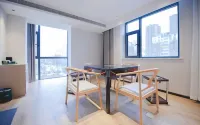 VX Hotel (Anyang Wenfeng Dadao Angang )