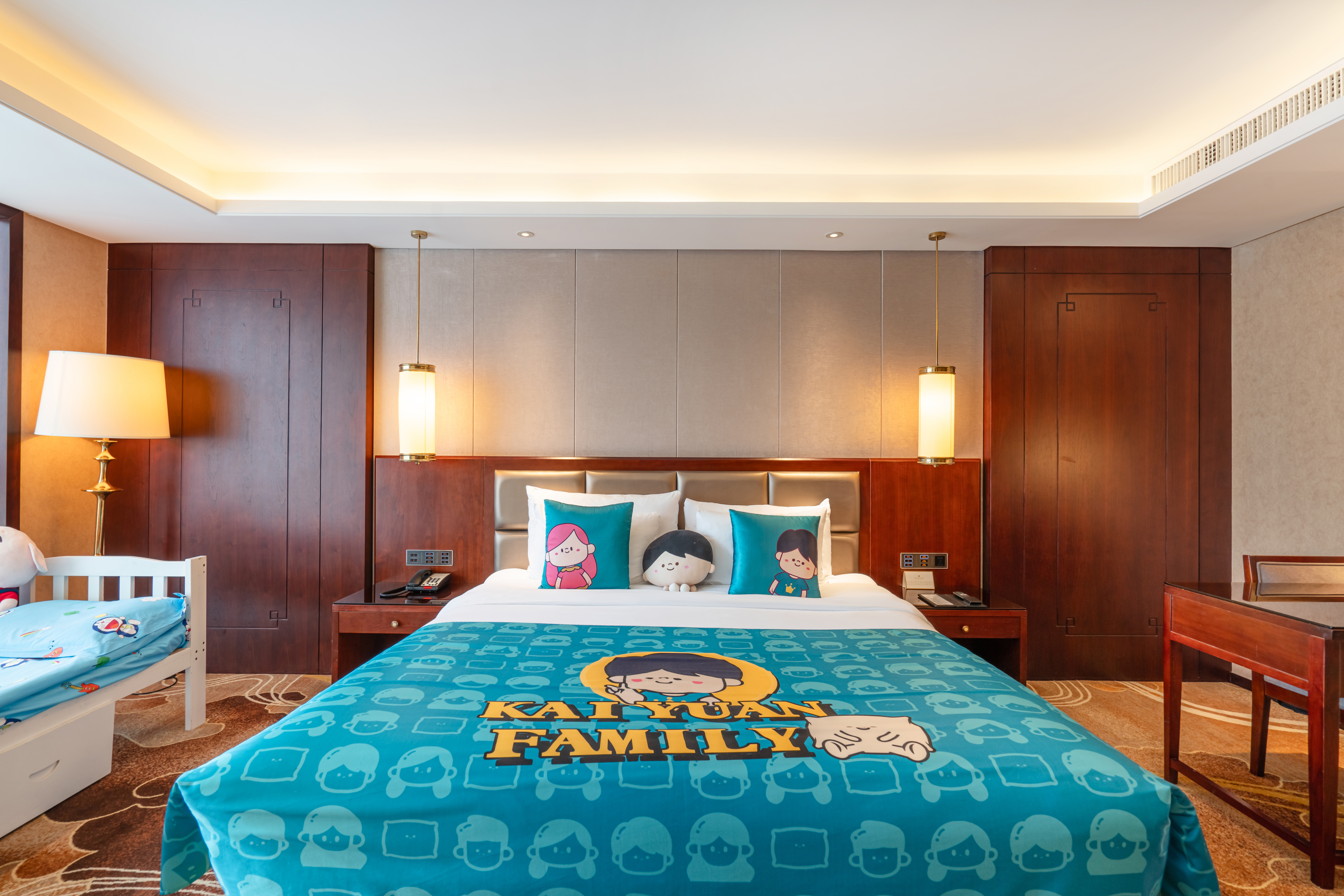 行政家庭亲子房