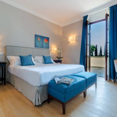 Deluxe Family Room6 Villa Neroli Promo Code