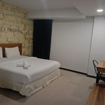 Deluxe Double King 284 Kupon Hotel Pi