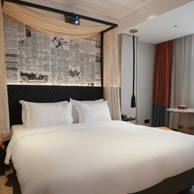 騎士影院豪華大床房（巨幕影音·迷你冰箱·裸眠床品） 柏高飯店（廣州塔大塘地鐵站店）優惠