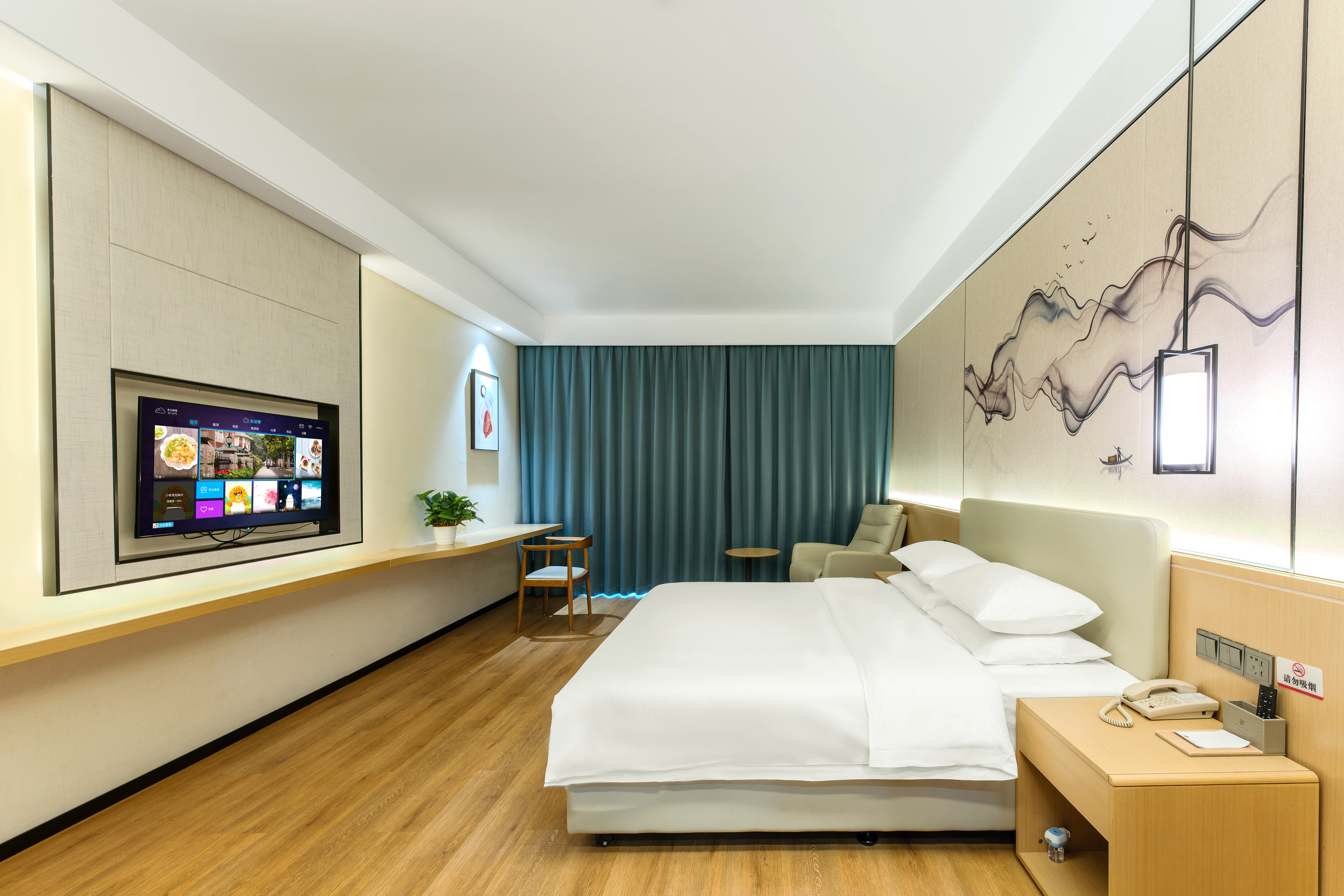 曼享高级大床房（迷你冰箱+阳光露台）