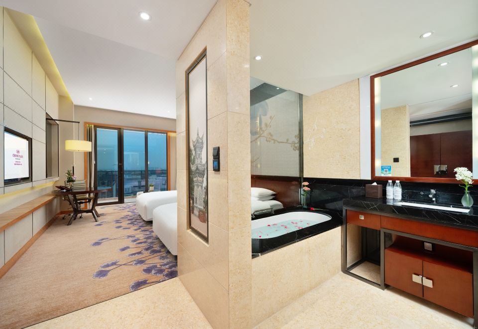 Crowne Plaza Chengdu WestUpgrade Standard Room