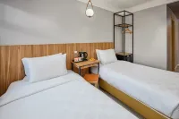 Go Hotels Plus Bacolod - Newly Renovated