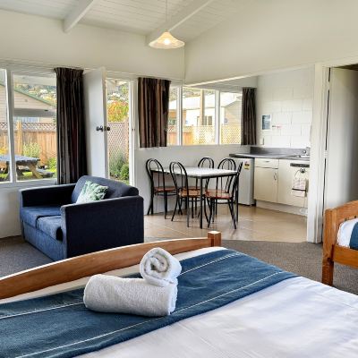 Classic Studio Tahuna Beach Holiday Park & Motel Promo Code