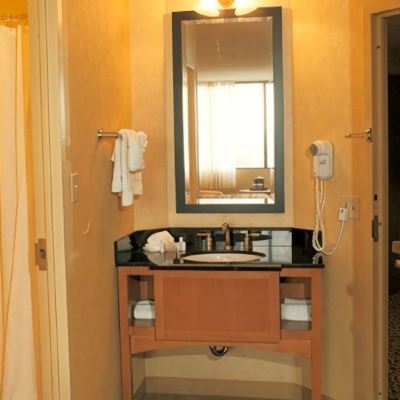 Club 2 Doubles Room Millennium Maxwell House Nashville Promo Code