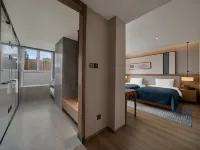 QIANNA HOTEL(Linzhou Hongqi Canal Avenue Municipal Government Store)